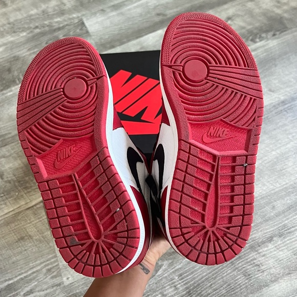 🚨 RARE 🚨 Grade School Air Jordan 1 Retro High OG NRG ‘Homage to Home’ - Picture 10 of 11